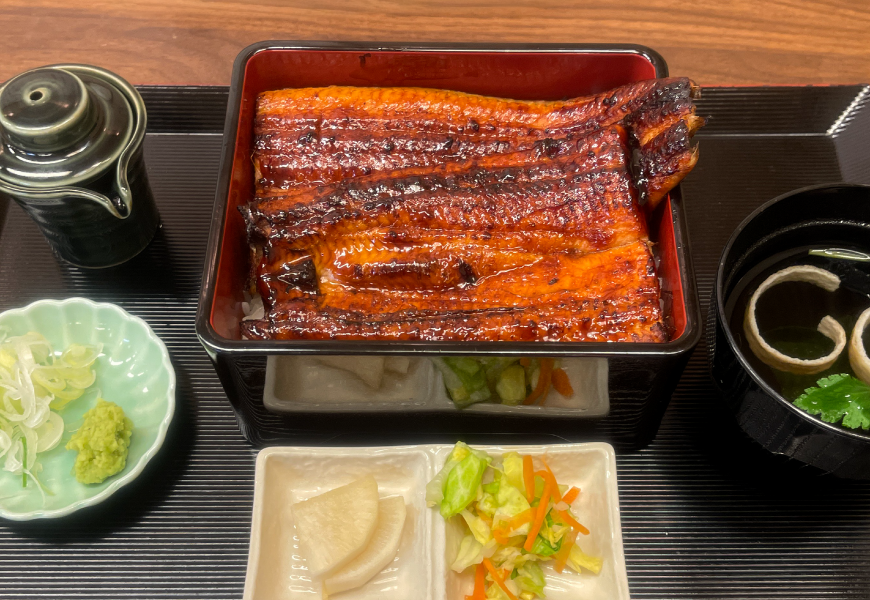 特上】うな重 | 鰻と食事。うなやま